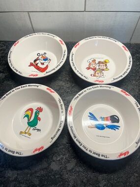 Kellogg's Vintage Cereal Character Bowls - Set of 4. Great condition